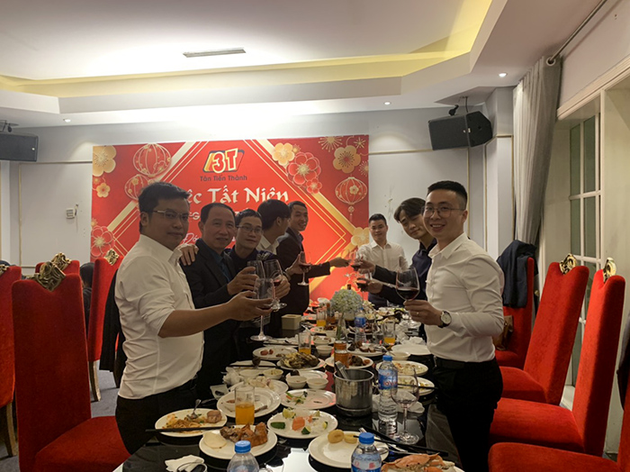 Tiệc tất niên tân tiến thành đón xuân quý mão 2023