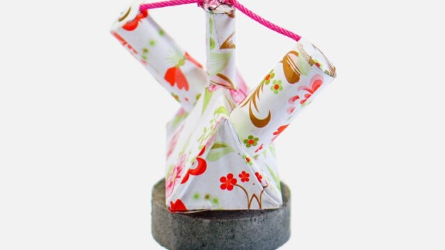 pháo hoa con quay lửa phun sao z121 Pháo hoa con quay lửa phun sao z21