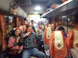 Đoàn thiện nguyện xuất phát về Quảng Bình