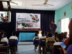 Phát biểu chuẩn bị chương trình trao quà cho các cháu học sinh