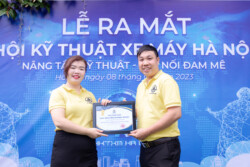 trao quà hội viên hội kỹ thuật xe máy hà nội