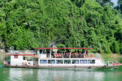 tân tiến thành 3t caravan tuyên quang vaa tân tiến thành 3t tài trợ vaa caravan tuyên quang