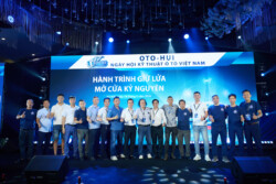 tân tiến thành 3t tài trợ hội kỹ thuật gara sửa chữa ô tô oto-hui 3T tài trợ hội kỹ thuật ô tô oto-hui