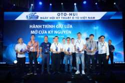 tân tiến thành 3t tài trợ hội kỹ thuật gara sửa chữa ô tô oto-hui 3T tài trợ hội kỹ thuật ô tô oto-hui