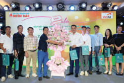 tân tiến thành 3t tài trợ hội quảng cáo miền bắc 3t tài trợ giao lưu hội in và quảng cáo miền bắc